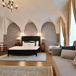 https://acc-nifos-u-suteru-hotel.praguehotelsweb.com