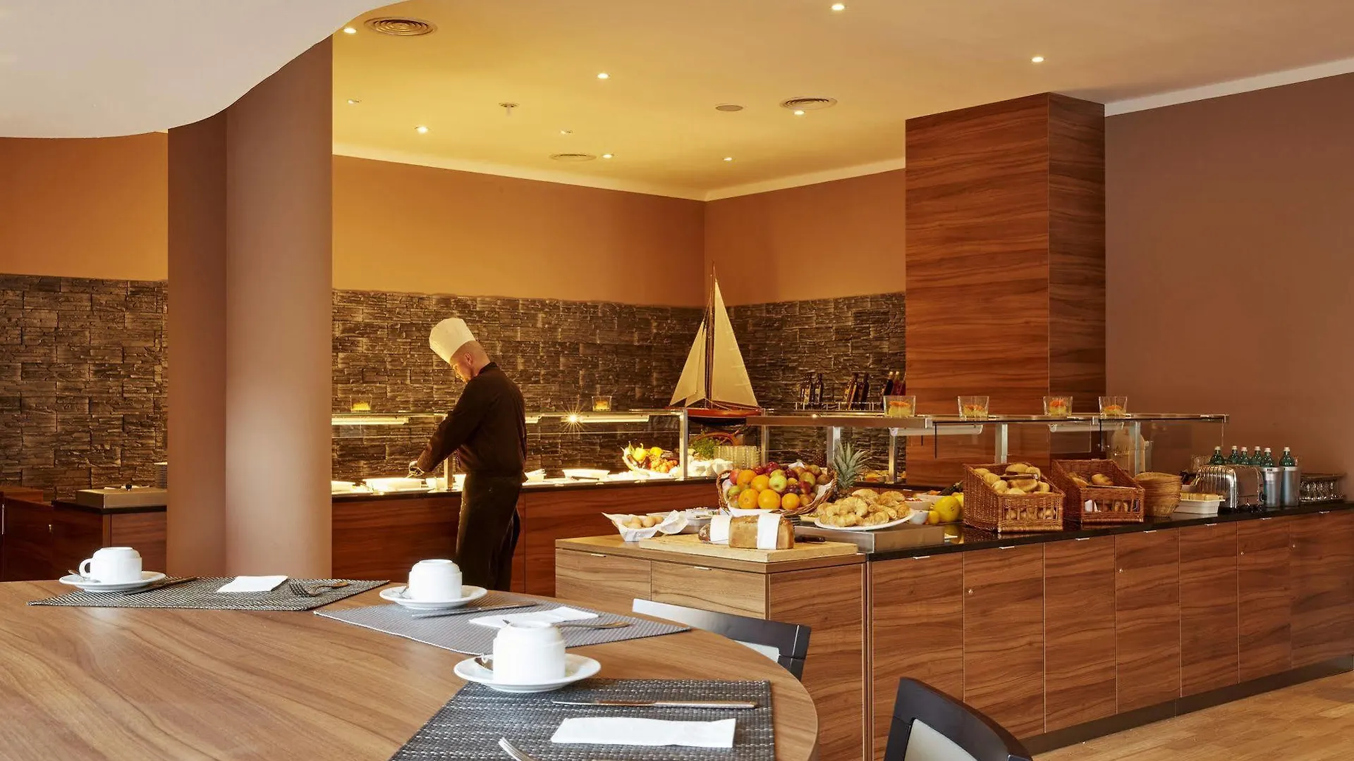H4 Hotel Hamburg Bergedorf 4*,  Germany